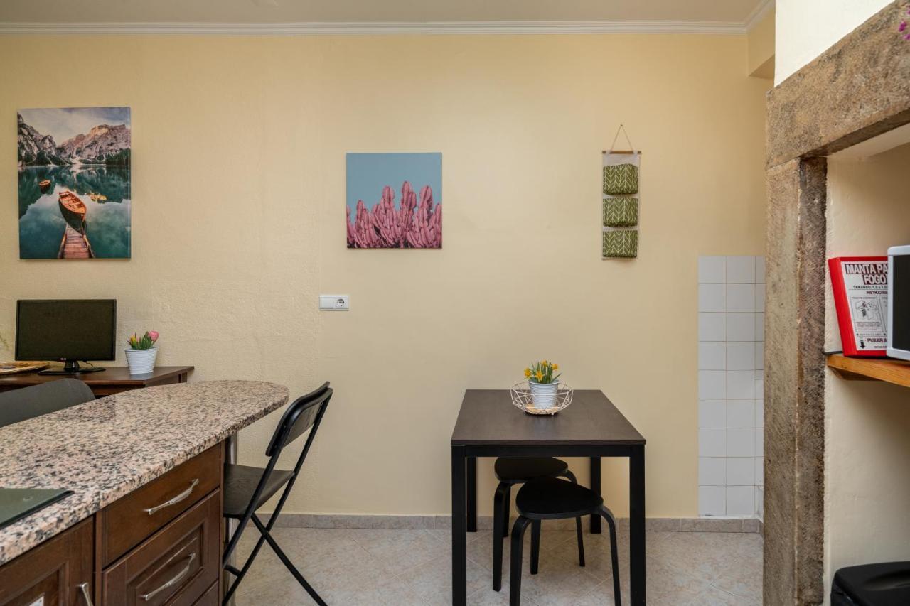 Cozy One Bedroom Apt In Historic Location - Carmo リスボン エクステリア 写真